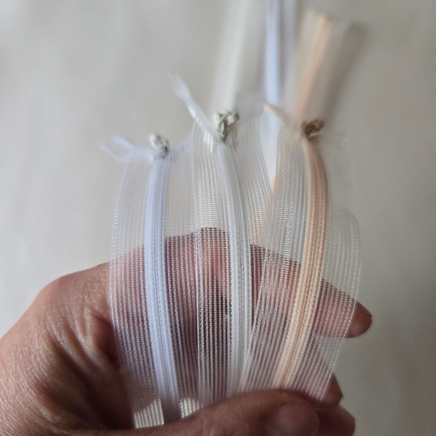 Transparenter Nahtverdeckter Reißverschluss, 60 cm, nicht teilbar