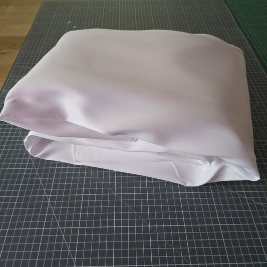 7,4 lfm Brautsatin dick, matt, weiß