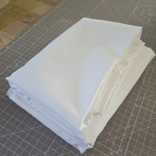 2 x (zus. 4 lfm) Brautsatin, Satin classic, offwhite