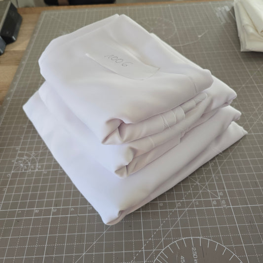 STOFFPAKET***3 x Brautsatin, matt, fließend, leicht elastisch (zus. 7,3 lfm) weiß