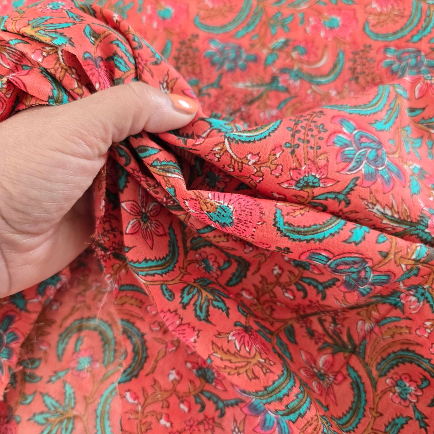 Baumwoll-Voile, Koralle mit Rankenmuster, luftig, leicht, Blusenstoff, Sommerstoff