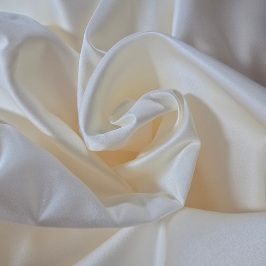 Brautsatin classic plus, creme