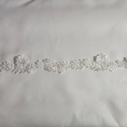 Spitzenband mit Perlen und Pailletten, ivory
