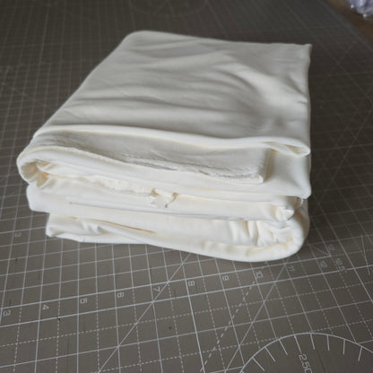 STOFFPAKET*** 2 x Futterstoff, hoch elastisch, fließend, sehr weich, zus. 3,55 lfm, ivory