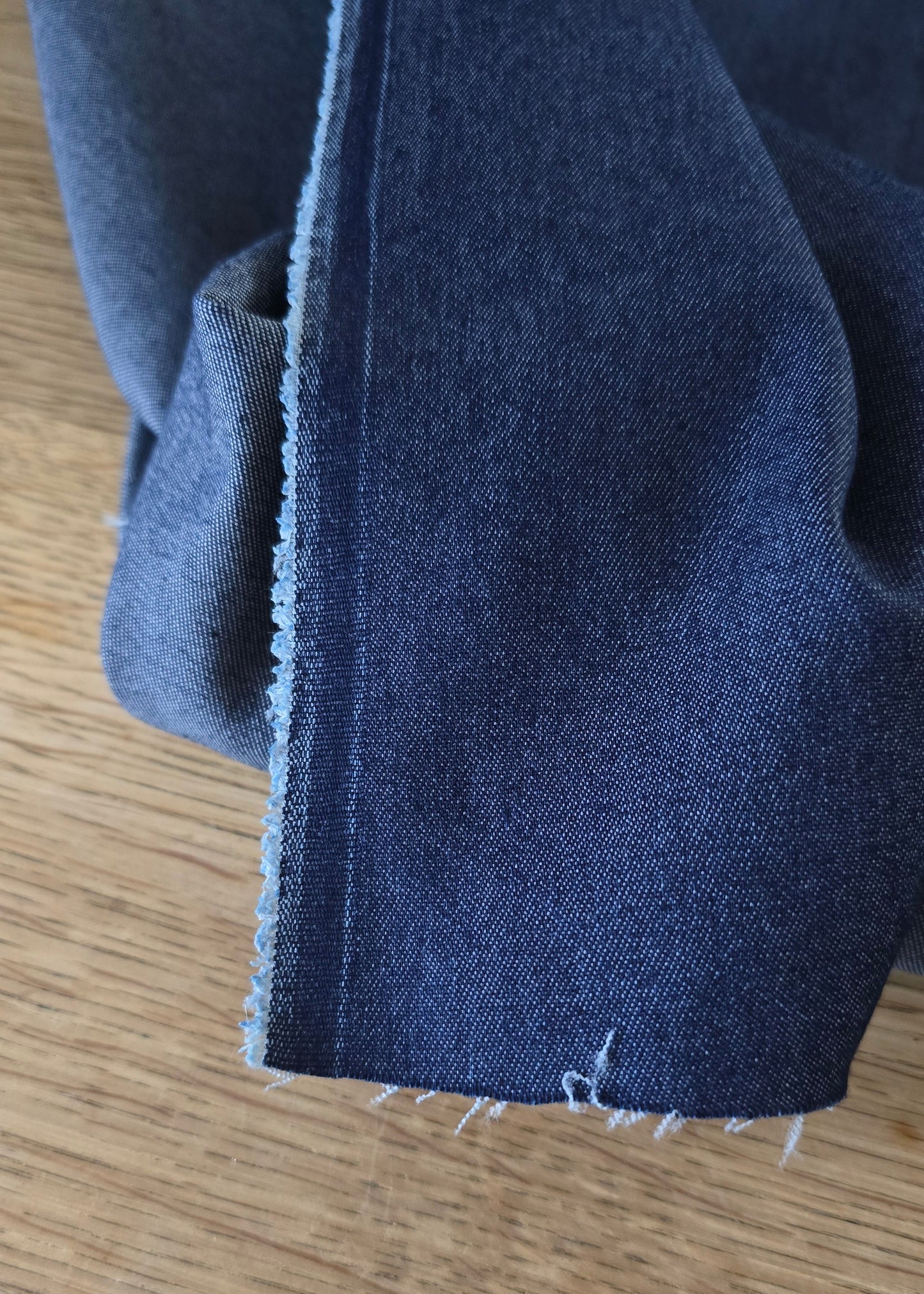 Leichter Stretch Denim/Jeans mit 2% Elasthan