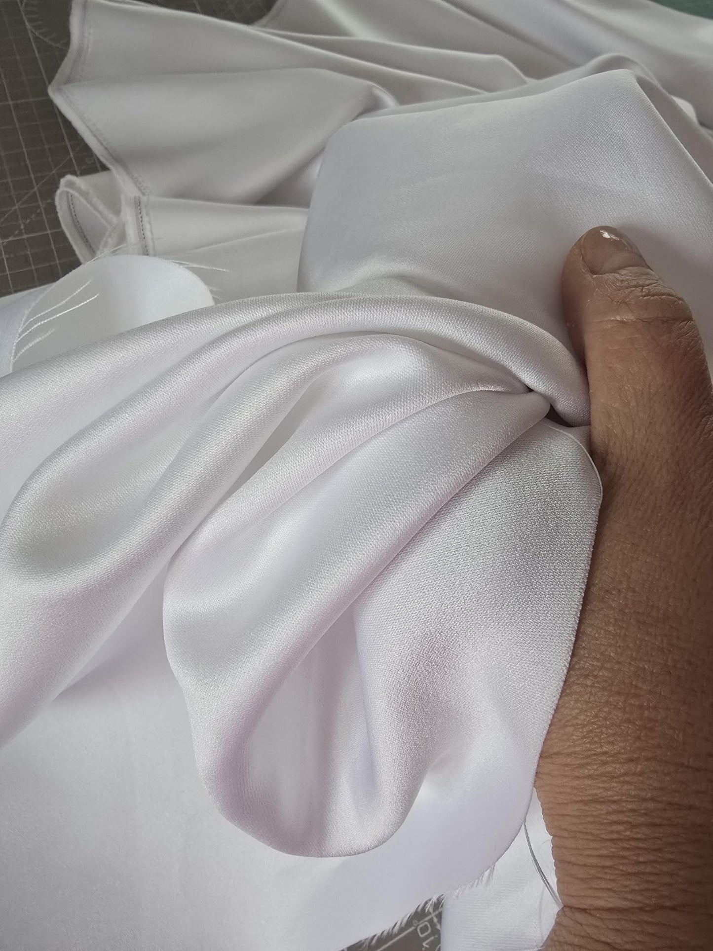 3 lfm Brautsatin, Satin weich, dick! weiß