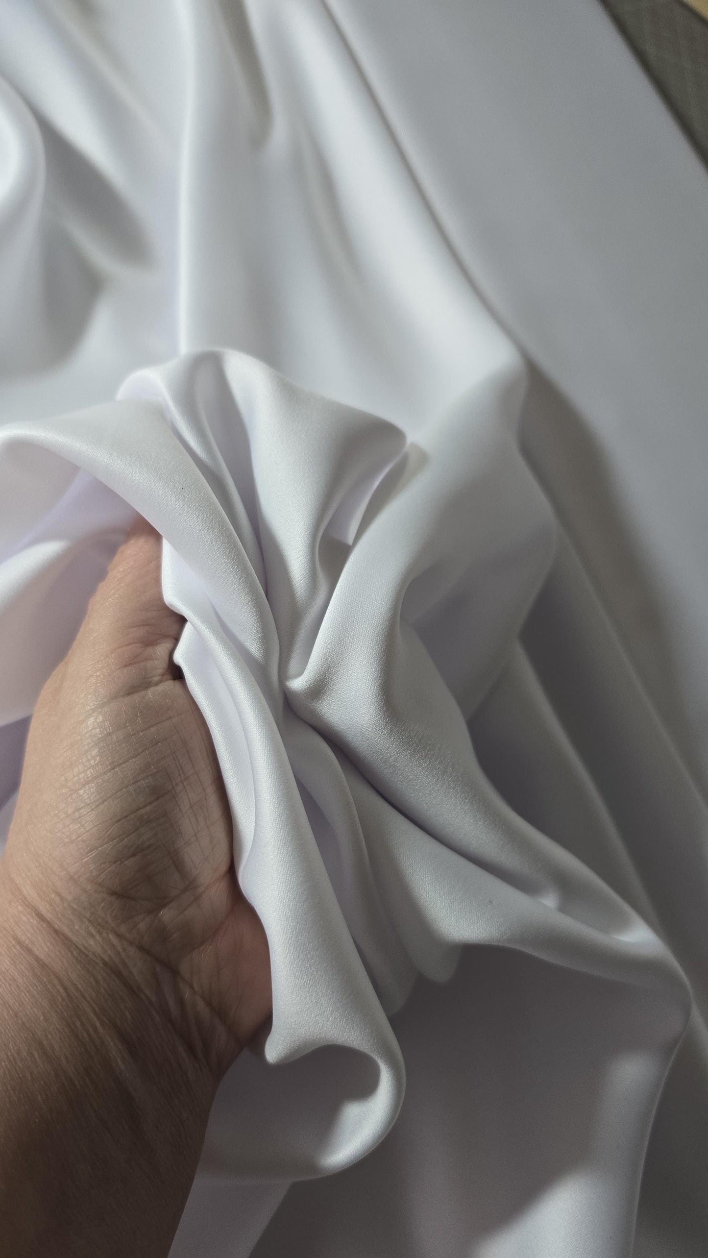 3,5 lfm Brautsatin, Satin fließend, matt, leicht elastisch, weiß