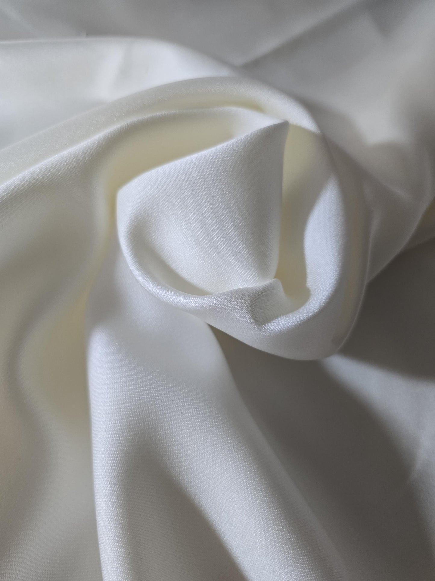 4,80 lfm Brautsatin, Satin weich, dick, seidenmatt, ivory
