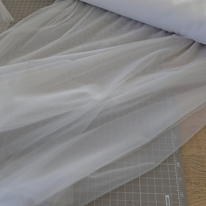 Italienischer Softtüll 3 m breit, elastisch, fließend, hauchzart